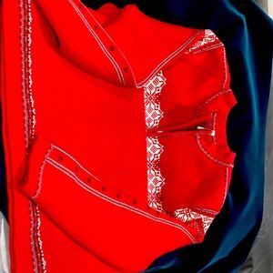 Gently used Hannah Andersson Xl misses sweater.  Zipper works/100%combed cotton.
